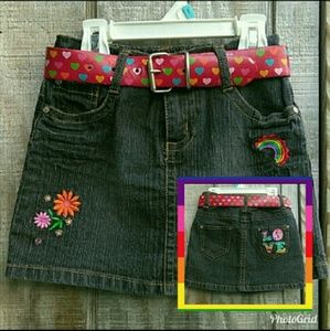 LOVE skirt ~ Sz 4T